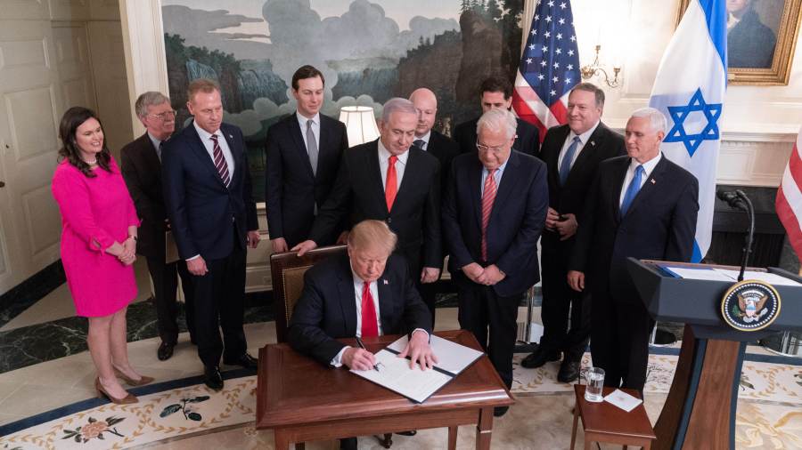 U.S. President Donald Trump recognizes Israel’s sovereignty of the Golan Heights in the presence of Prime Minister Benjamin Netanyahu (White House)