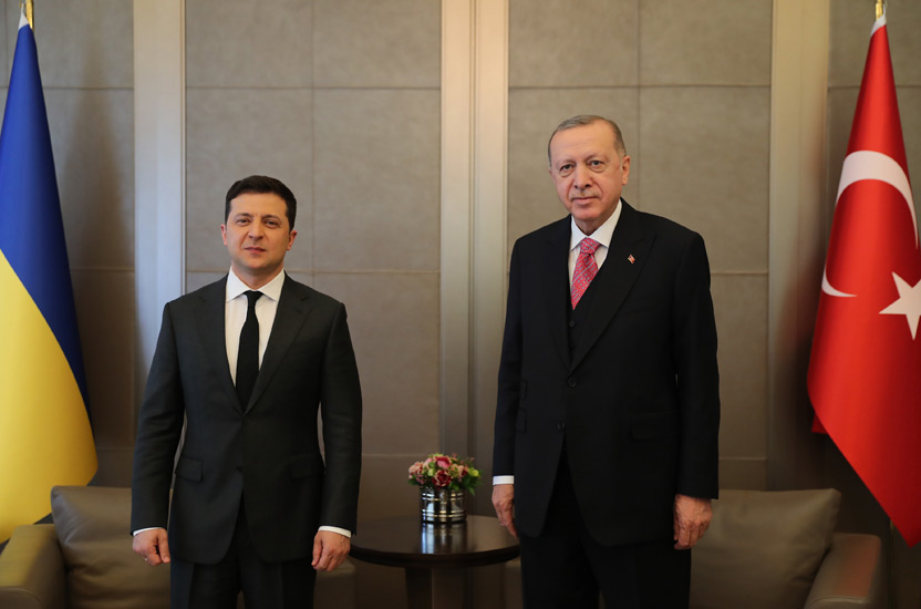 President Recep Tayyip Erdoğan and President Volodymyr Zelensky of Ukraine at Huber Villa in Istanbul (Photo: Presidency of the Republic of Turkey, April 10, 2021)