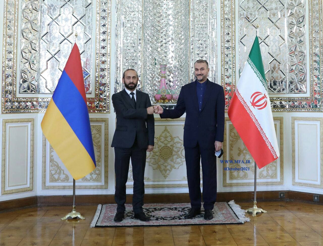 Armenian Foreign Minister Ararat Mirzoyan meets with his Iranian counterpart Hossein Amirabdollahian during his official visit to Iran (Photo: Iranian Ministry of Foreign Affairs, Oct. 4, 2021)
