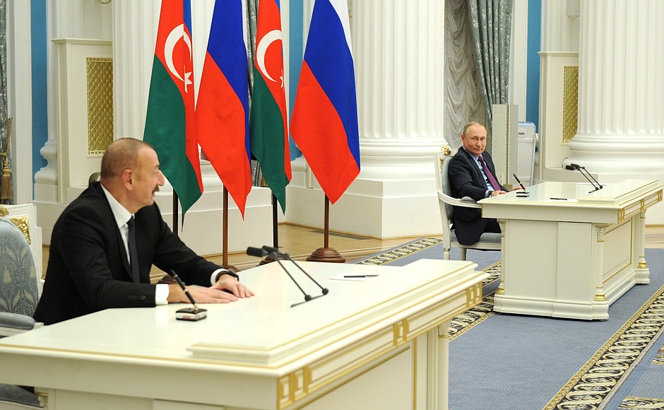 President of Russia Vladimir Putin and President of Azerbaijan Ilham Aliyev make statements for the press following Russian-Azerbaijani talks, February 22, 2022 (Photo: Kremlin)