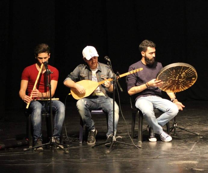 Kurdish Refugees Fighting Their Way Out With Music- Interview