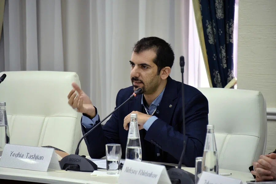 Can Armenians agree on a unified strategy? (by Yeghia Tashjian)